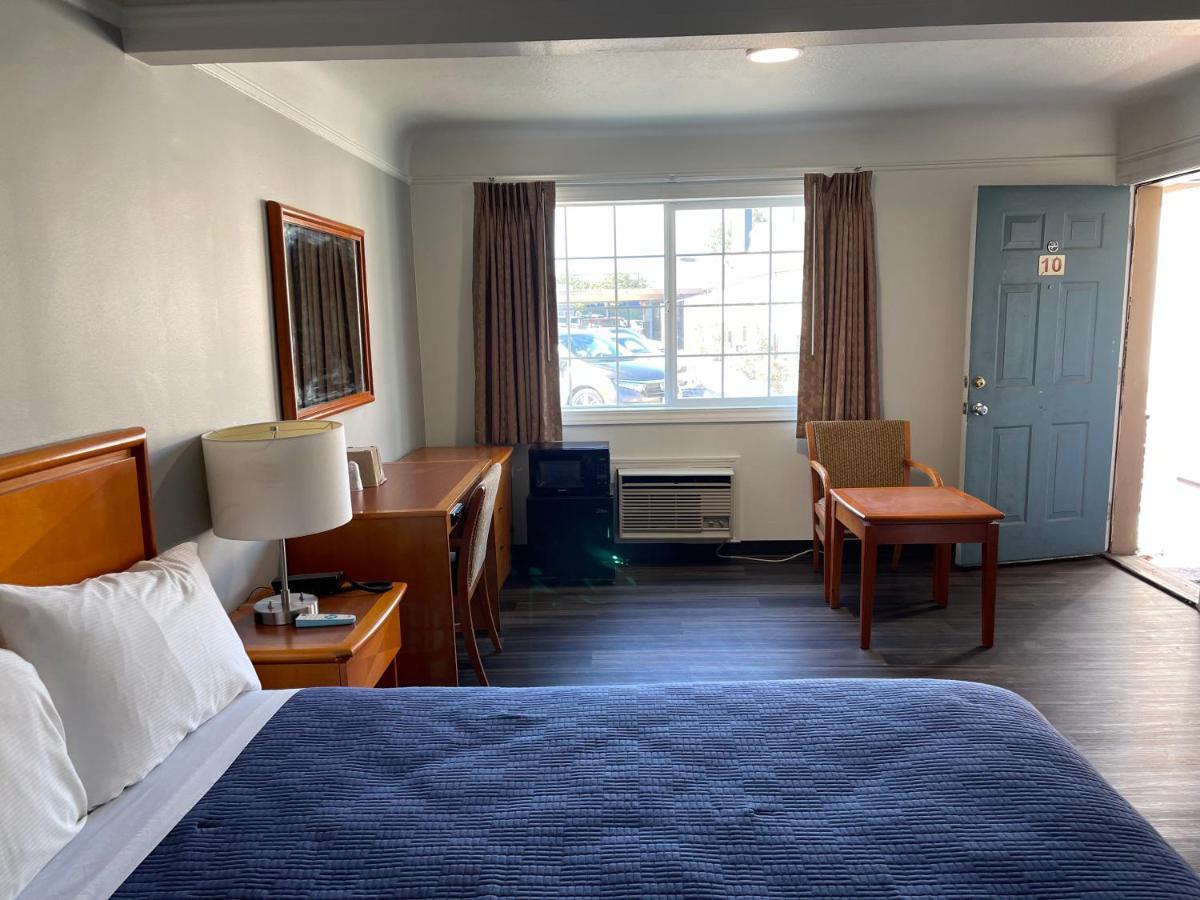 Holiday Motel Портленд Екстер'єр фото