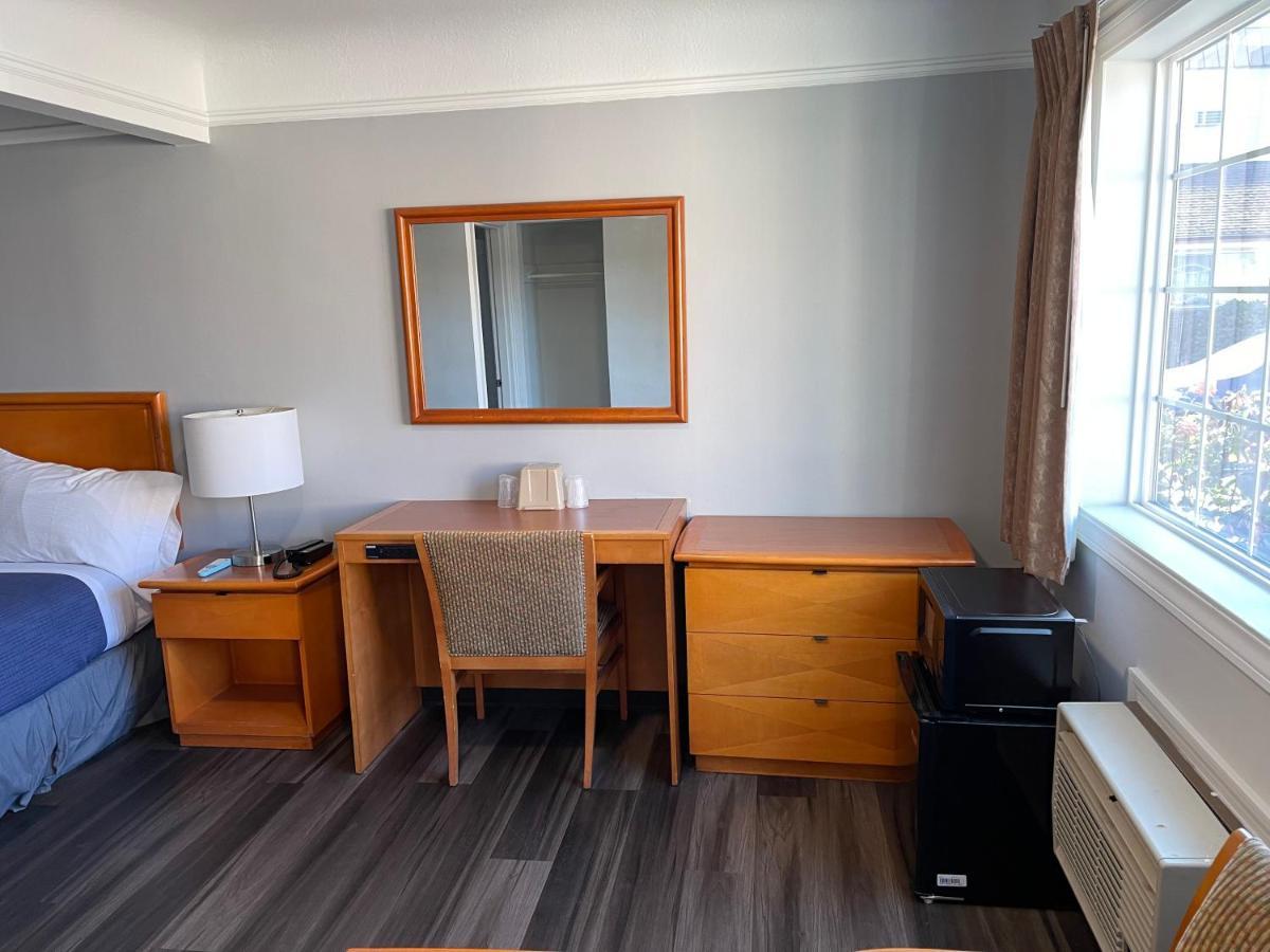 Holiday Motel Портленд Екстер'єр фото